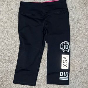 Victoria’s Secret Sport Capri Leggings - Size Medium